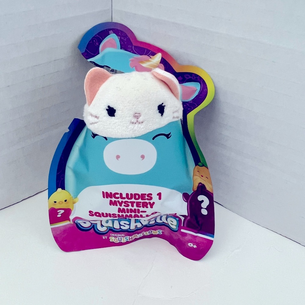 Mini Squishmallow (NWOT)